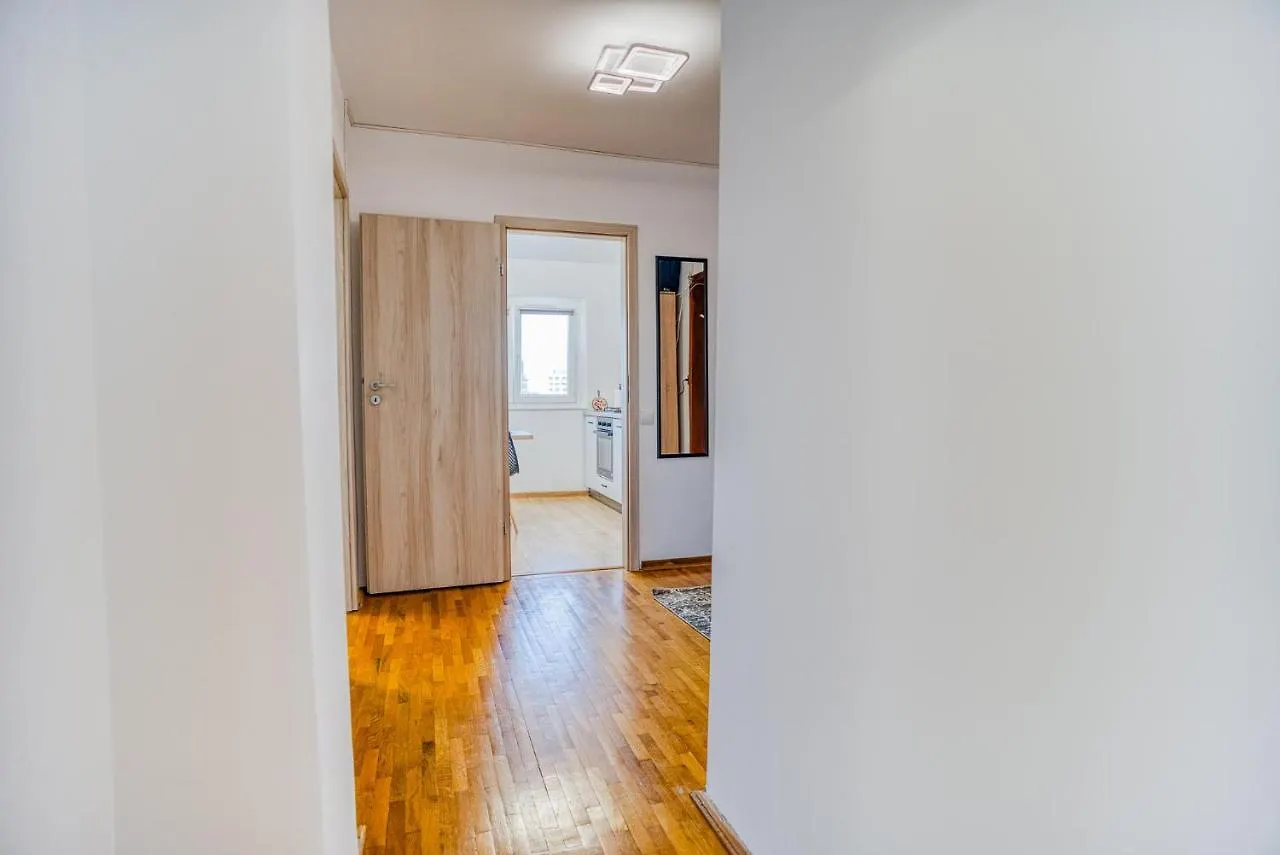 Bucharest Playful Retreat - 1Br Cozy Apartment