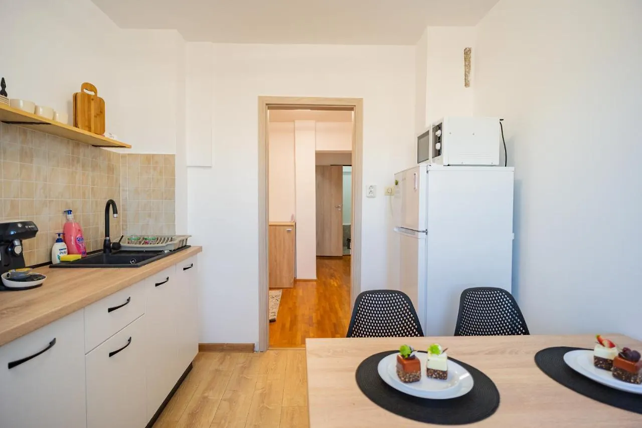 Bucharest Playful Retreat - 1Br Cozy Apartment