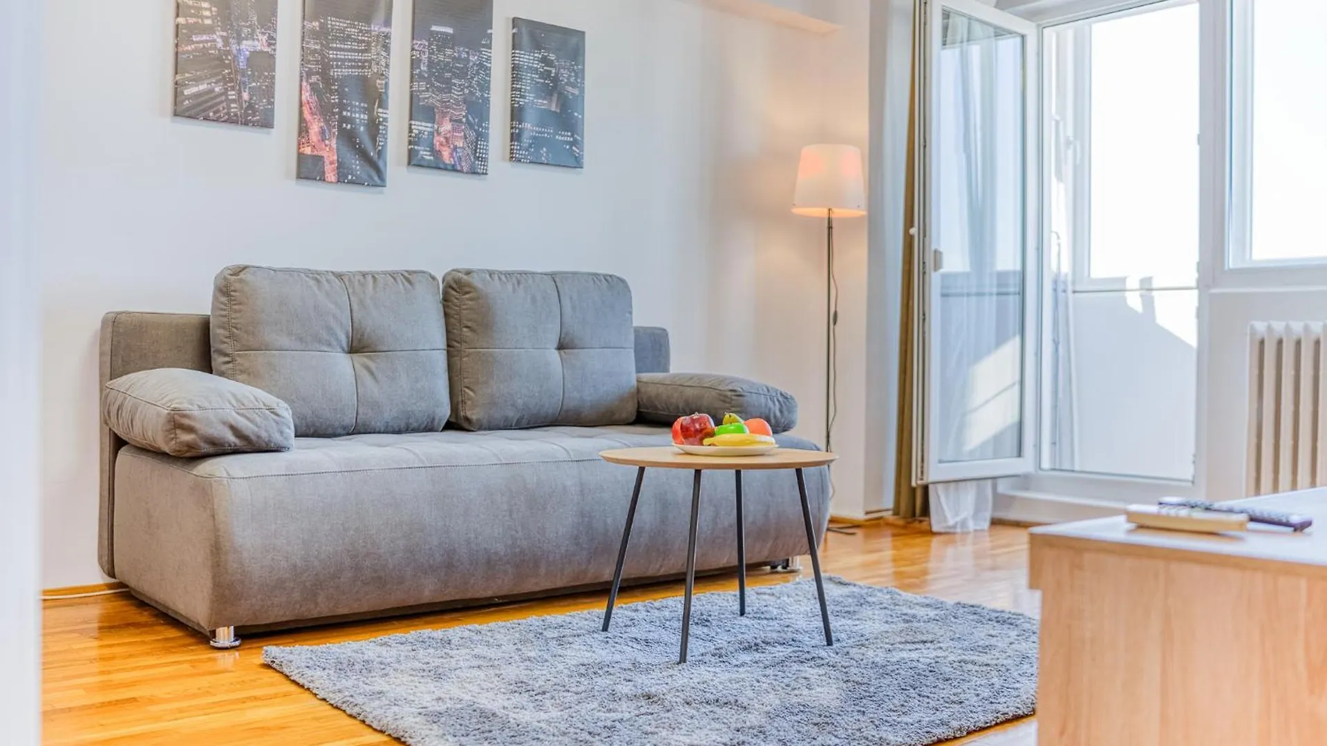 Bucharest Playful Retreat - 1Br Cozy Apartment